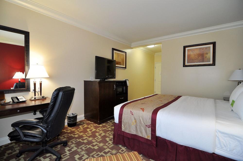 La Quinta By Wyndham מורנו ואלי מראה חיצוני תמונה